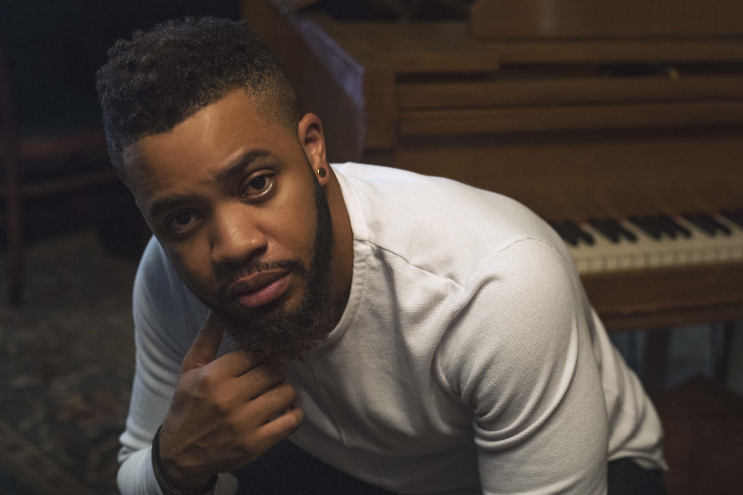 Artistpreneur Spotlight – Ross Victory, Author | Songwriter