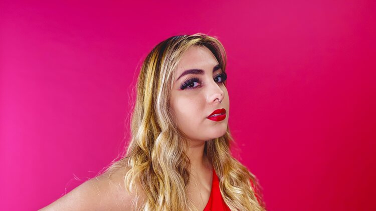 Indie Music Artist Spotlight – Loza Rose