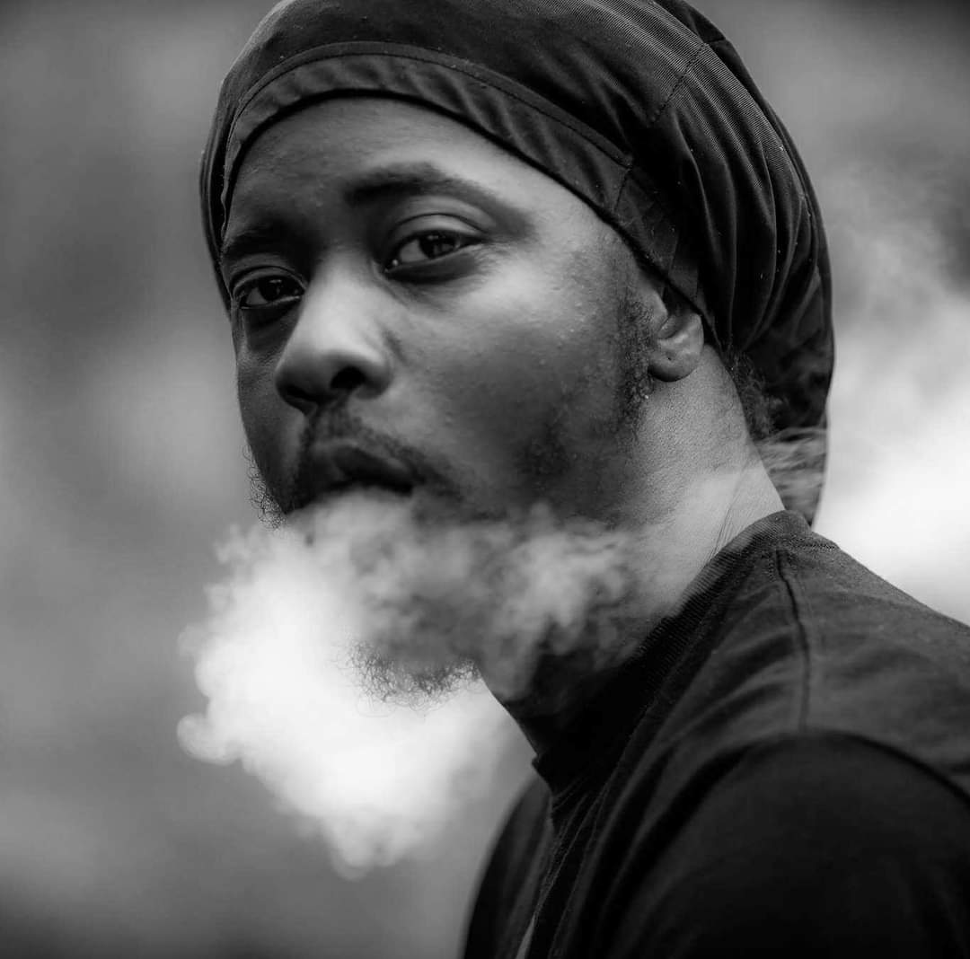Indie Music Artist Spotlight – Velly Marsh